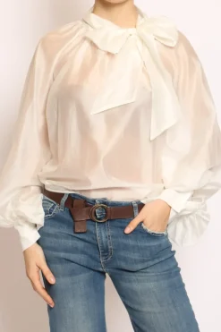 Vicolo Camicia collo fiocco
