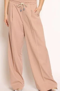 Vicolo Pantalone palazzo pinces con laccio